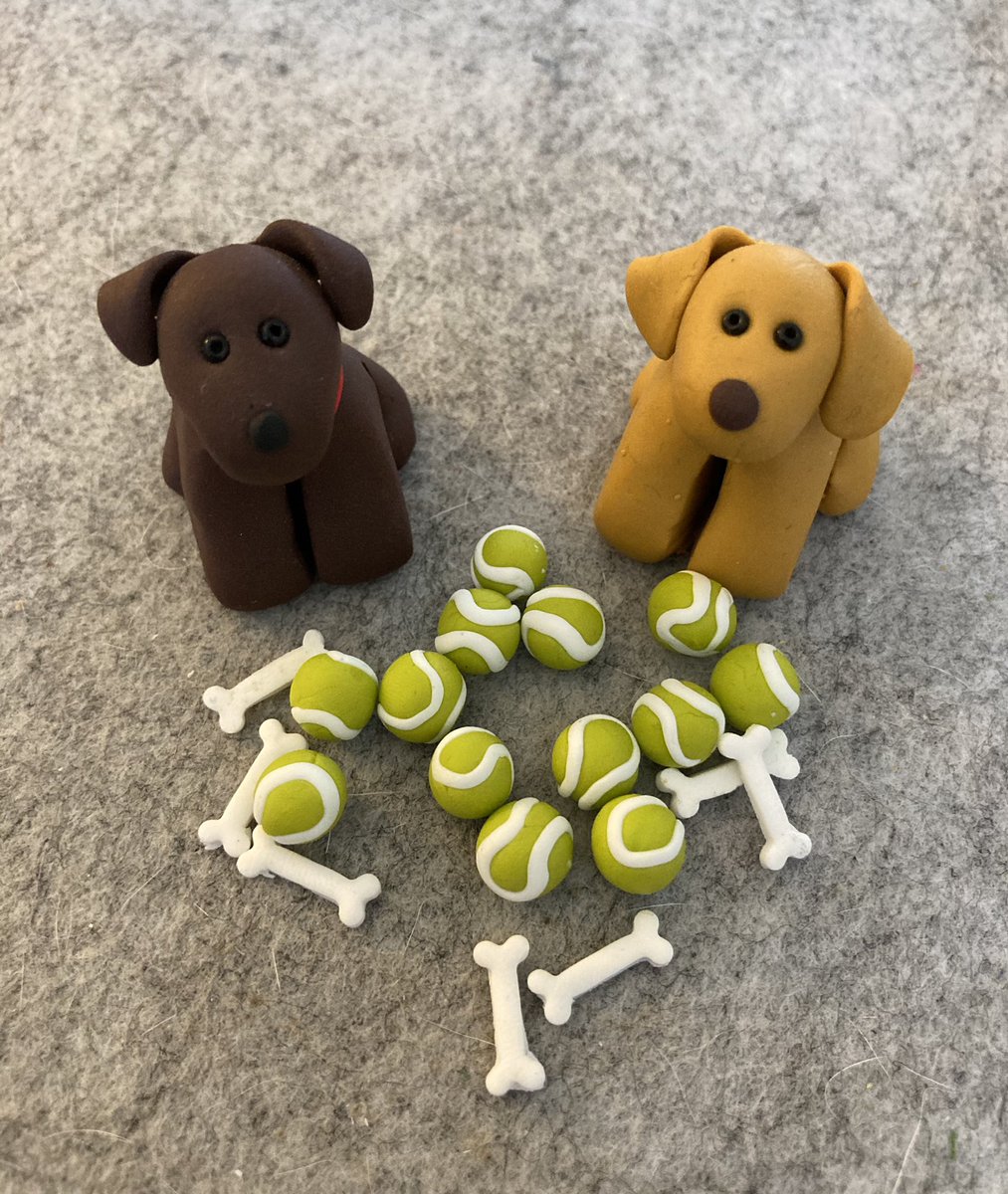 BethEgg's tweet photo. #inbizhour Here are some of my tiny pet models made from photos of your pets. Can be made into trinket boxes, wooden stands or baubles. Love making them so much! 💕🐾

https://t.co/pUZZQMlm1E https://t.co/P3kr63OZez