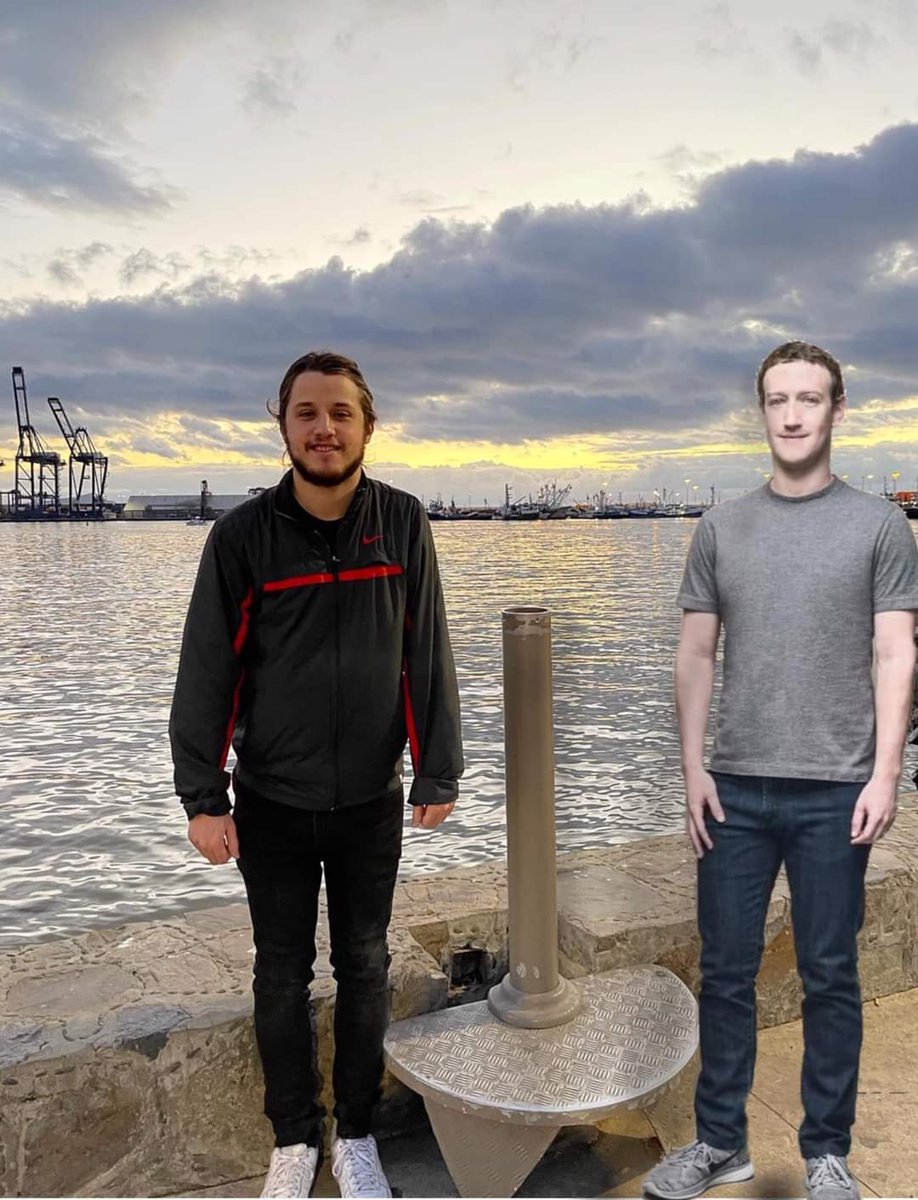 Muchas gracias a todos los que están ayudando con el problema que tenemos con mi página de Facebook. Seguimos atorados y esperamos que se resuelva pronto, si alguien tiene algún contacto que nos pueda ayudar por favor envíe correo a ayuda@robertomtz.com #AyudaRobertoMtz