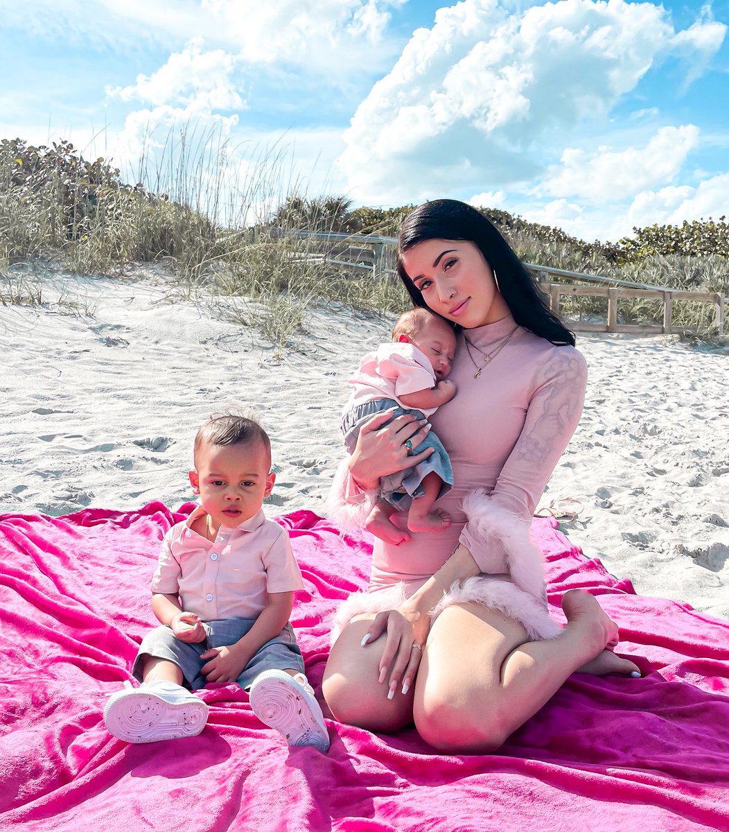 Kakewakes's tweet image. 💘💘💘