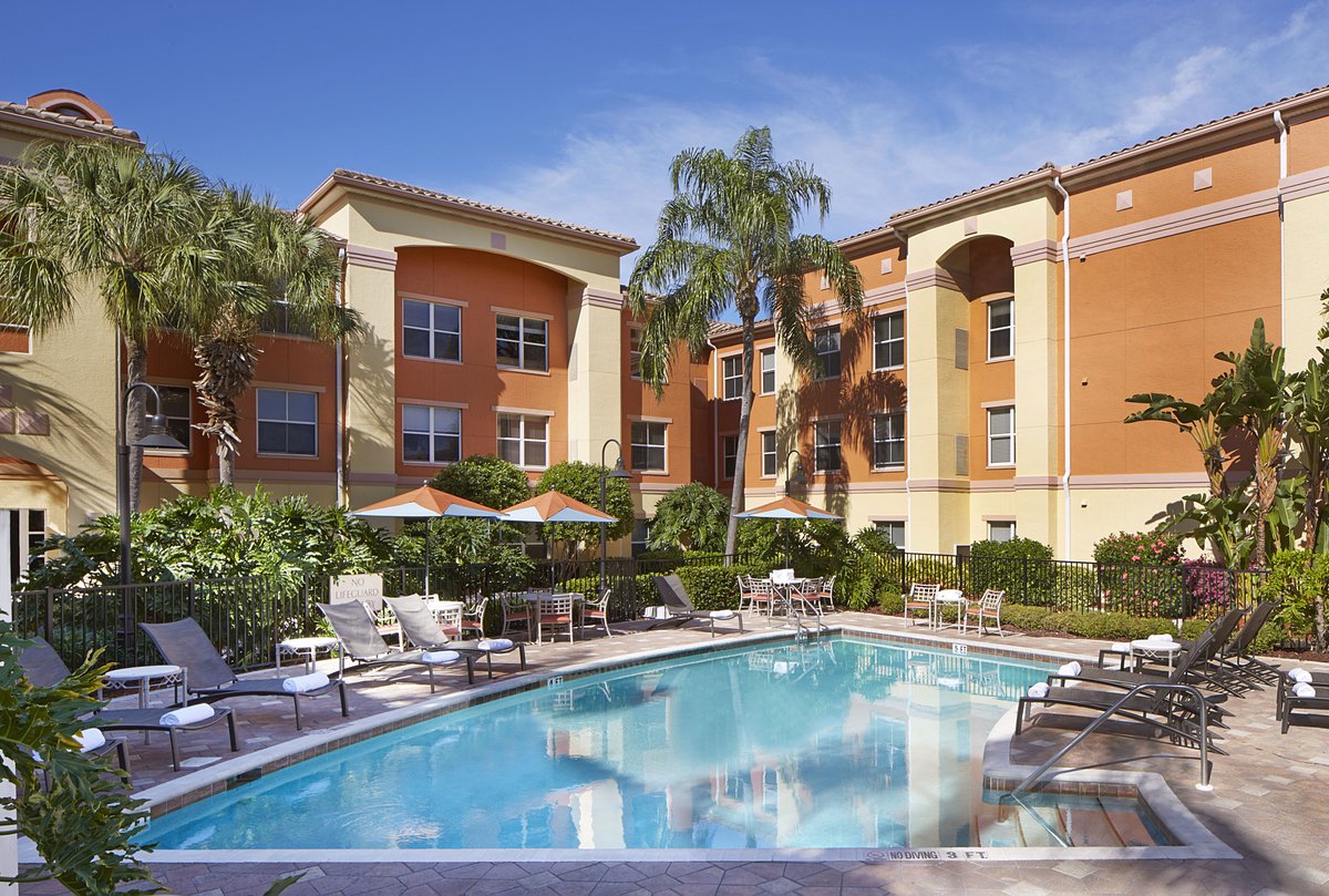 Residence Inn Naples tweet media