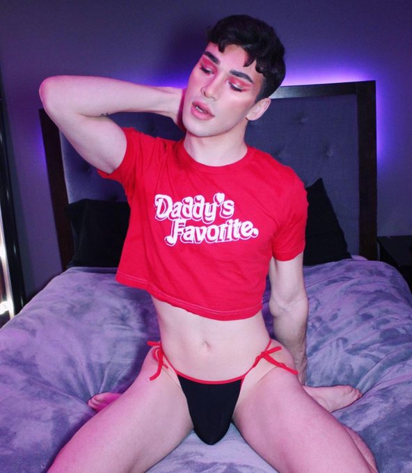 1 pic. No matter what they say there’s always a favorite  #daddysboy #daddysfavorite #gaytwink #gayboy