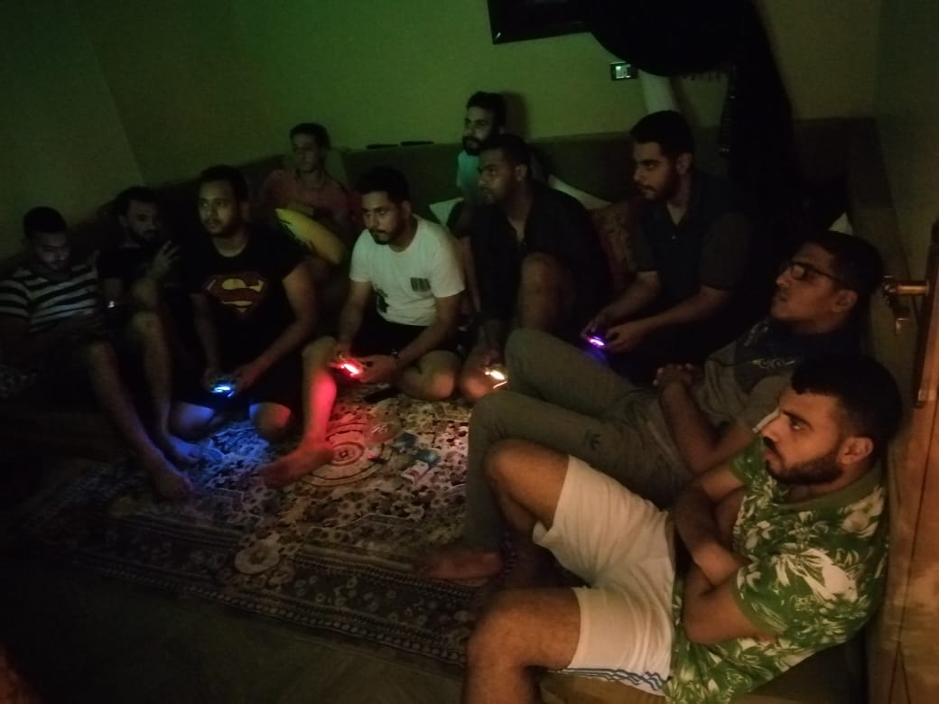 Tulba8's tweet photo. take me back للامتحانات اونلاين https://t.co/5mgpofi83n