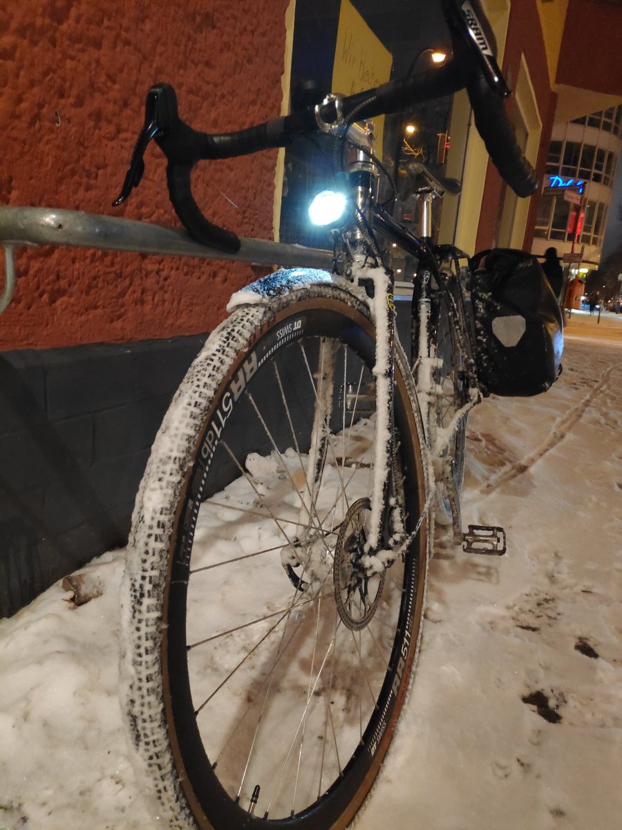 Doik's tweet photo. Mein kleiner Schneepflug ❤️ #mdRzA https://t.co/BiwyrhGh4C