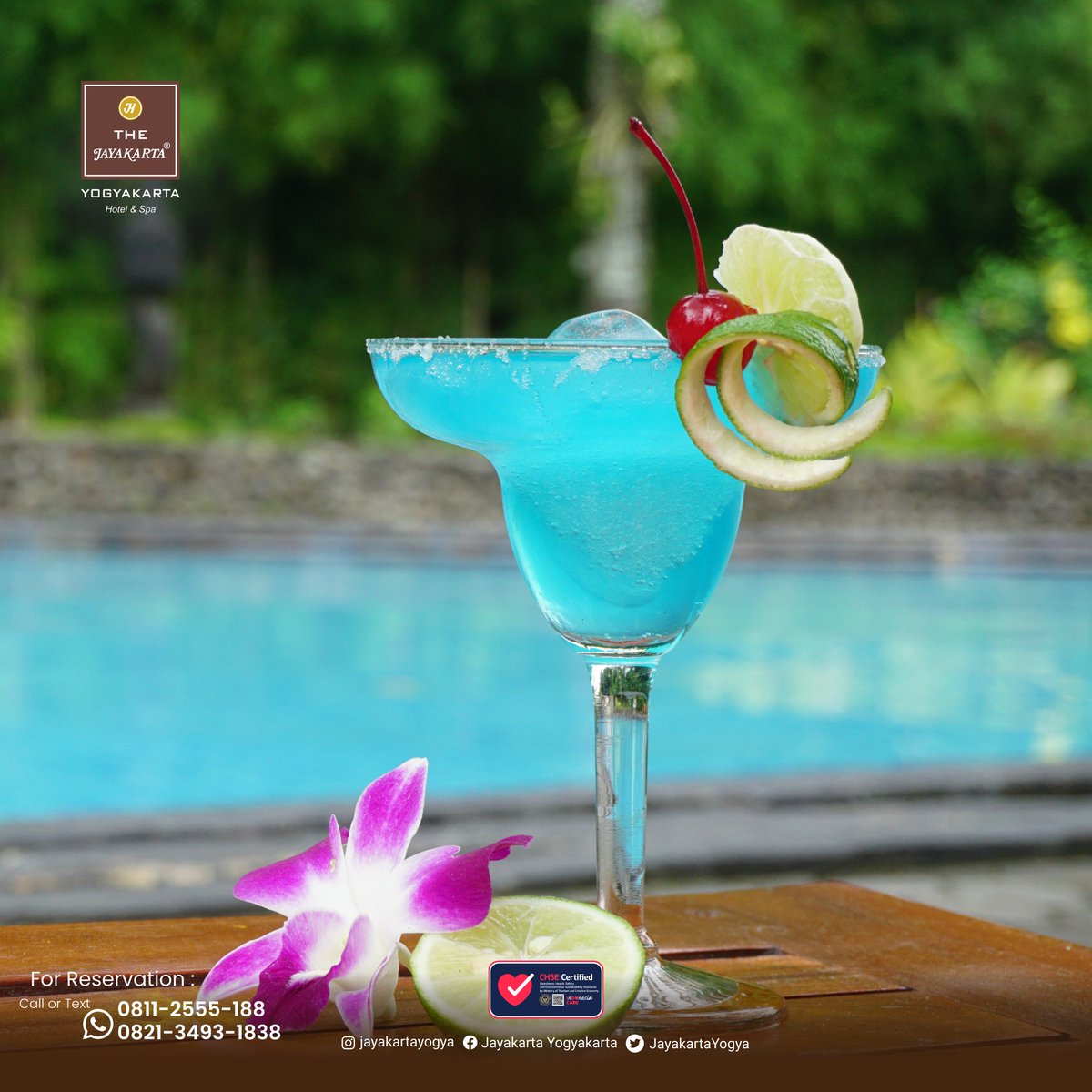 It's The Bluerita

I think it's time for new margarita recipe ! They're frozen Blue margarita are deliciously simple.

For info and order:
📞 RESERVATION (0274-488418)
📞 RESERVATION (0811-2555-188)
📞 RESERVATION (0821-3493-1838)
#jayakartahotelsresorts #jhr #jclub