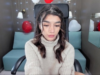 Hello my name is Chloemini: #Slut my show live here https://t.co/jUSgtY8EQB https://t.co/XWpLyZTHf5<a href="/tag/slut"class="tags">#Slut</a>