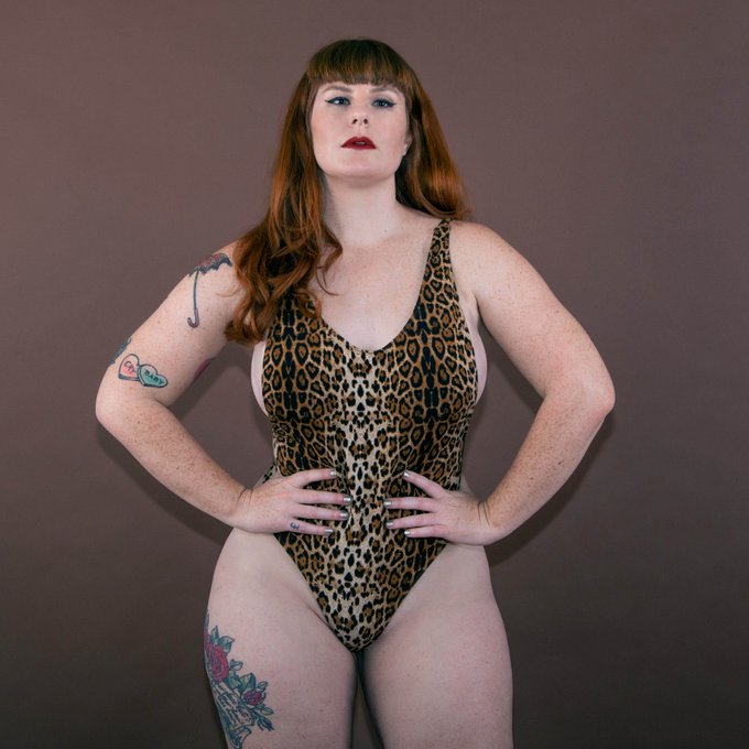 New pics from an up and coming site Blush Media 🔥 https://t.co/AKK1pfHXKW