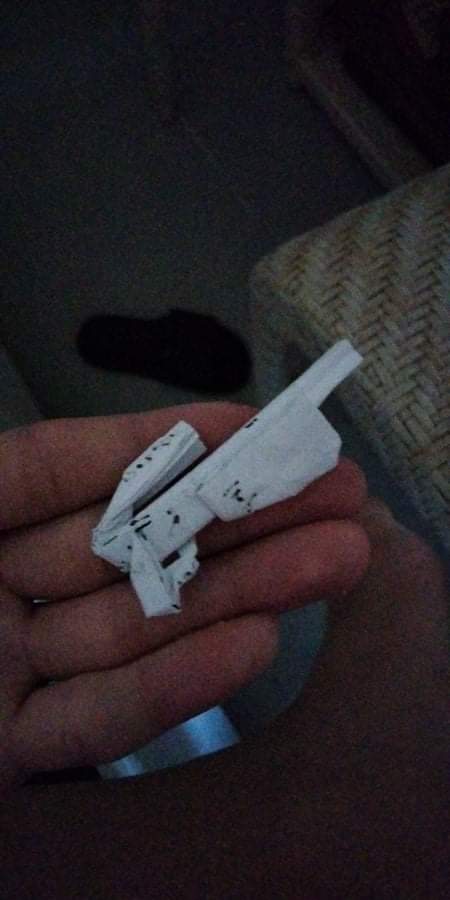 PaperFemboy's tweet photo. Here's the spas-12 designed by Torself! It's pretty simple to make as long as you follow along with him. https://t.co/PGUvFTpzBL