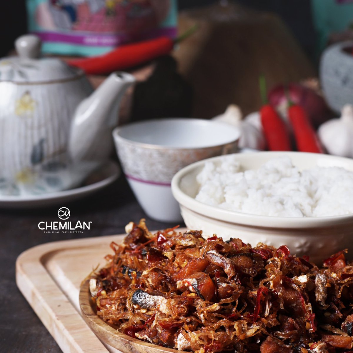 rt_utkawak's tweet image. 🐟SAMBAL IKAN MASIN WARISAN
(170g)

-Ikan Masin
-Cili
-Perahan limau
-Hirisan bawang
-garam &amp;amp; gula

Bayangkan bila semua ni bergabung🤤nikmatt sangat la weh, buat perutku meronta-ronta ! Jimat tau makan sebulan.

RM28(sm) / RM32(ss)

#sambalsedap
#sambalikanmasin