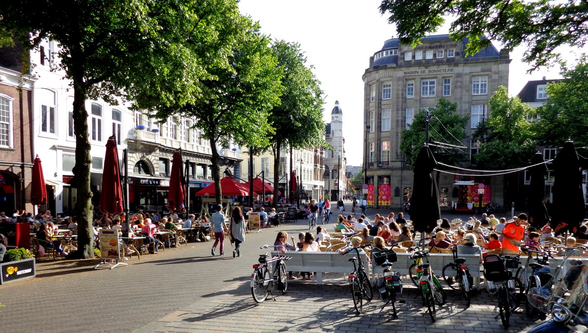 Cars may be banned in city centers (already happening) and empty stores converted to housing to centralize more people into areas they want "walking only" lifestyles.  Small take out food and grocery pick up stores remain.