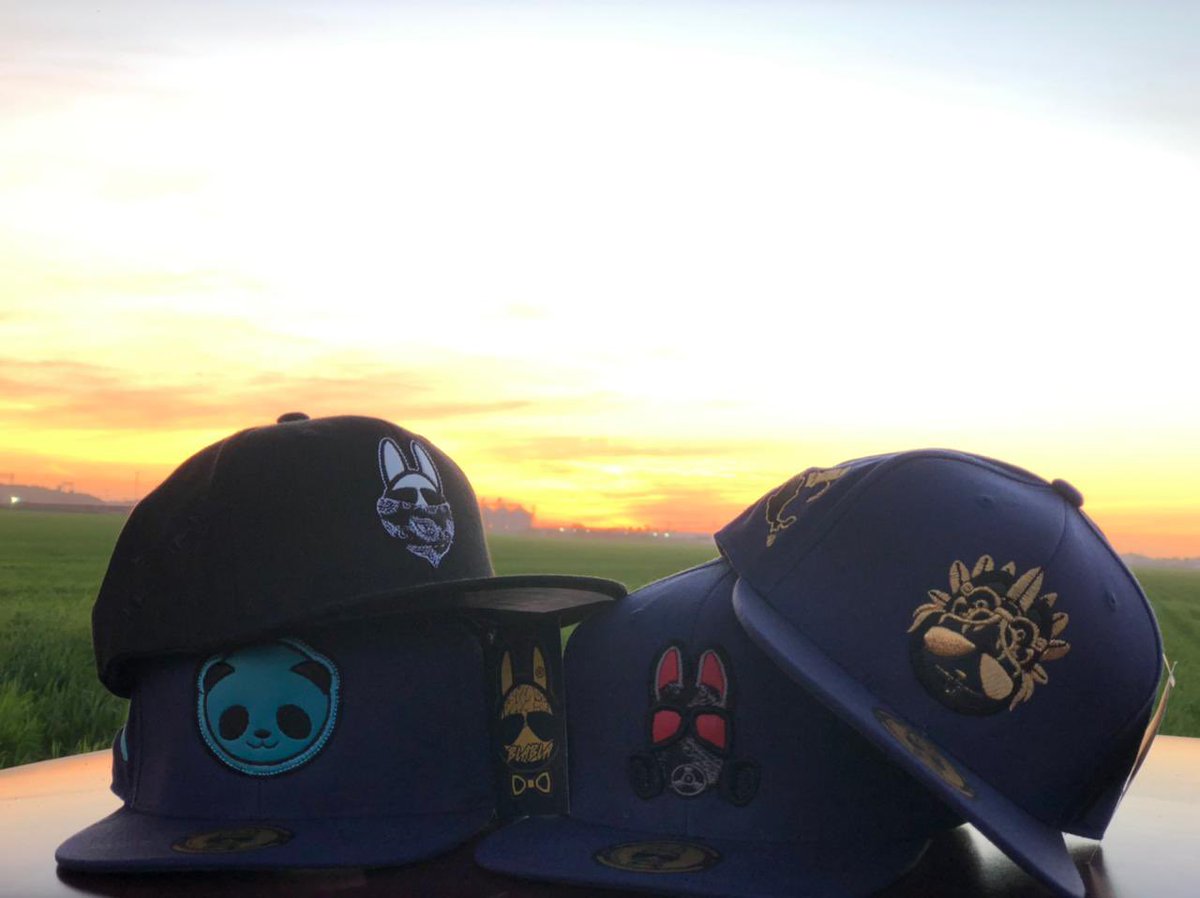 CapsMencsociety's tweet photo. A quien no se le antoja una gorrita Bunny Panda Original Brand!????
#SomosMENC
#BunnyPanda
#Original https://t.co/szdlQSQuXv