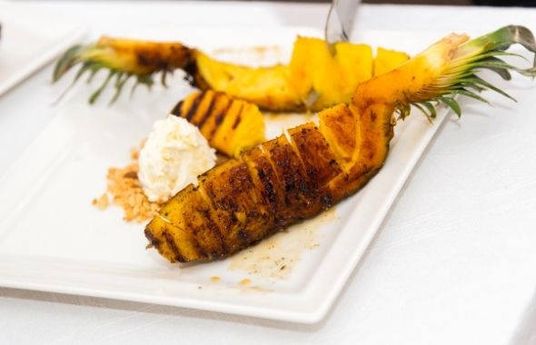 For a tasty, tropical dessert try BBQ pineapple. Cut fresh pineapple into wedges and baste with Heilala Vanilla Syrup before barbequing until golden. Best served with vanilla bean ice cream!