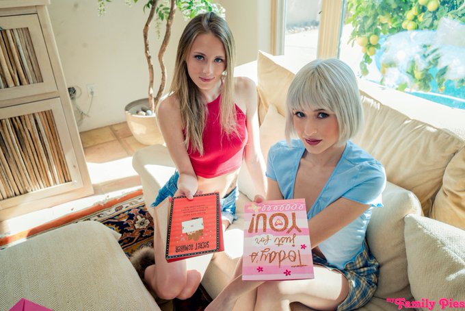 Happy belated Valentine&rsquo;s Day!  A late gift is better than no gift. Just ask @KylerQuinnPorn and #JesseSaint<a href="/tag/jessesaint"class="tags"><span>#jessesaint</span></a>