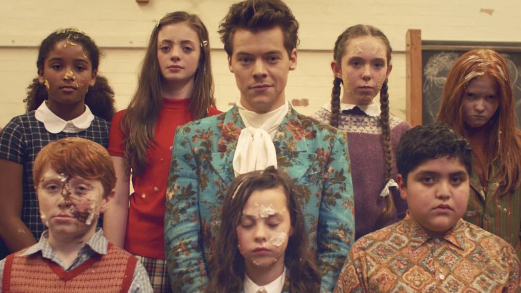 DEAR ONE DIRECTION FANDOM AND FELLOW LARRYS:I THINK I MIGHT CRACKED THE CODE TO KIWI READ BELOW FOR MY NEW INTERPRETATION (thread)