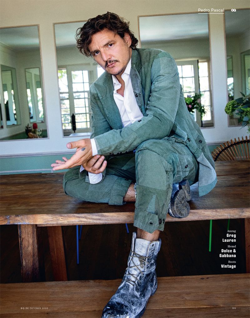 Pedro Pascal as canapés Château d'Ax a thread: