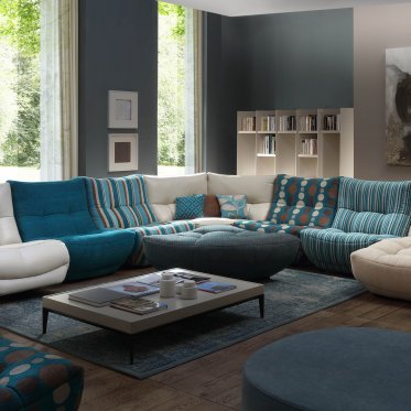 Pedro Pascal as canapés Château d'Ax a thread: