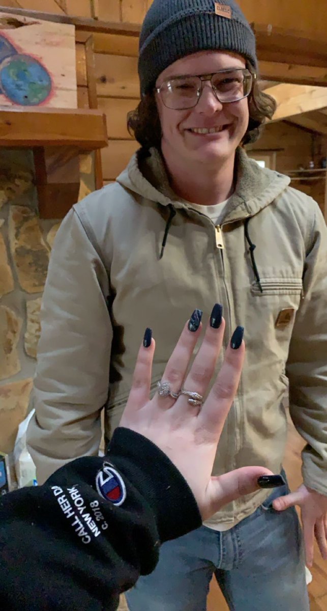 _kimstotler's tweet photo. hello don’t mind me just obsessing over how shane rly went out and bought a goddamn diamond ring for me for valentine’s day 🥺🥺🥺 https://t.co/iTt2EdU8Ab