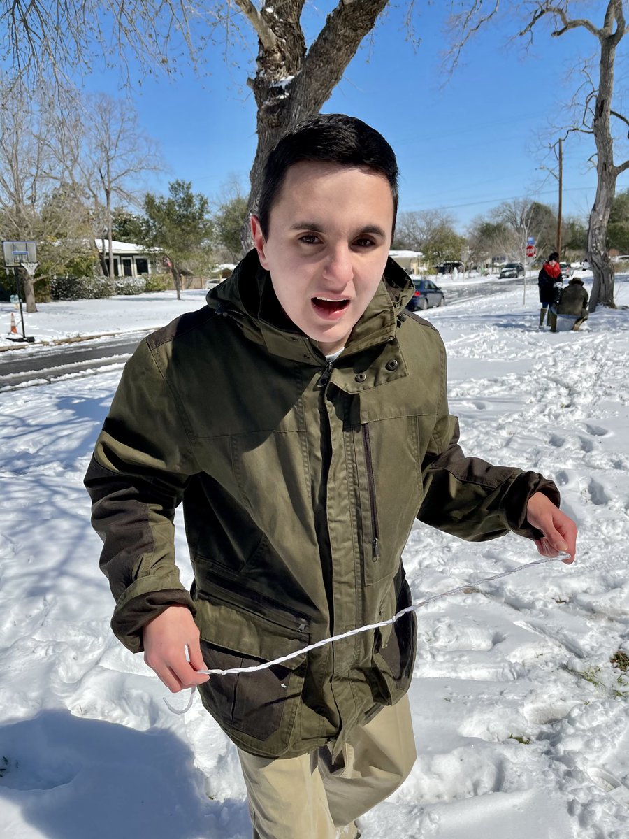 Enjoying the snow in Terrell Heights. I’m so happy he ventured out! 😊⁦<a href="/AHISD/">Alamo Heights ISD</a>⁩ ⁦@miss_tinez⁩  #proudmama!