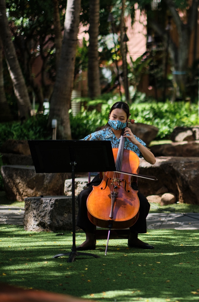 pacificmusicHI's tweet photo. Your focus determines your reality.  

Make summer in Hawaii your reality at #PacificMusicInstitute.

#waikiki #honolulu #music #cello #cellolove #classicalcello #cellolife #cellist #livemusic #summercamp2021 #musicschool #communityconcert #音楽 #サマーキャンプ #大提琴 #하와이 https://t.co/ntkRf92g96