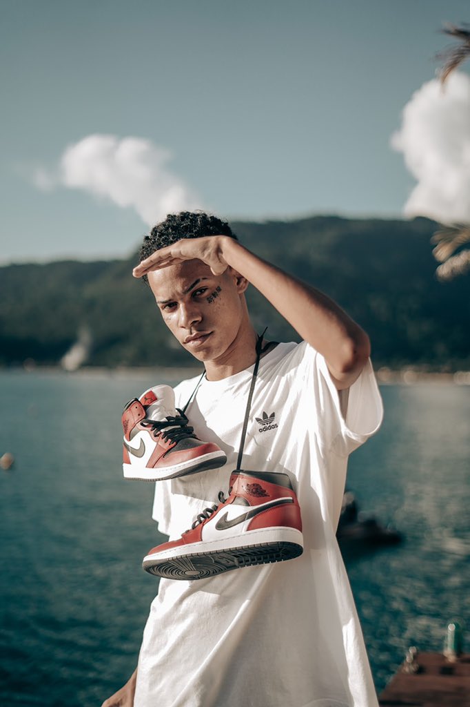 JeanThayson's tweet image. É OFICIAL, PODE ACREDITAR E EXPLANA PRA GERAL, DIA 20 SÁBADO AGORA TEM SHOW COMPLETO DO 🪐BiN🚀 no #SambaDoBom ENTRADA 0800 !!!