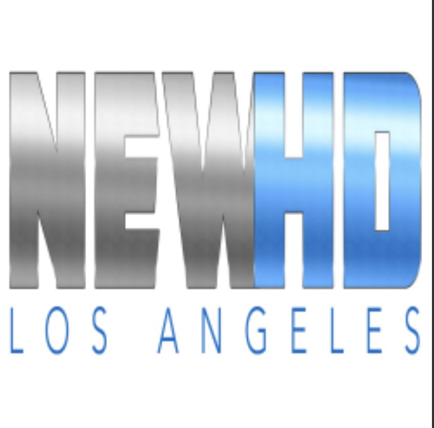 radiostash's tweet photo. Warm radio for freezing people🤘🎵 3-7 pst. #icestorm2021 #notinLA #lifeisgood https://t.co/d9QInEsDlS