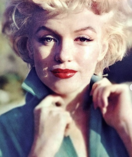 MarilynSpirit's tweet photo. Always be in love with a soul, not a face. https://t.co/5WIHFXcLGn