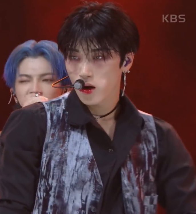 choi san poking his cheek with his tongue; a very short but dangerous thread