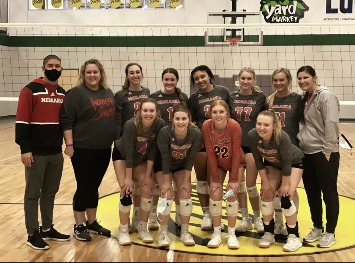17 Red goes 8-2 for the 3 day tourney.  After losing 2 day 1, they win next 7 and win their bracket of the tournament 👏🏻👏🏻!!