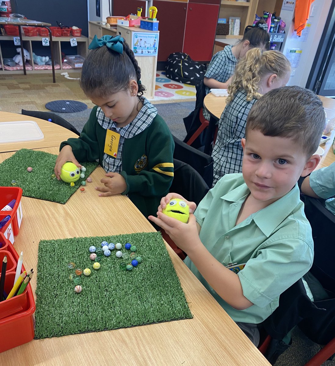 mievdow's tweet photo. Look at kindergarten students hard at work with fine motor skills activities this morning. https://t.co/Cuf1req05r