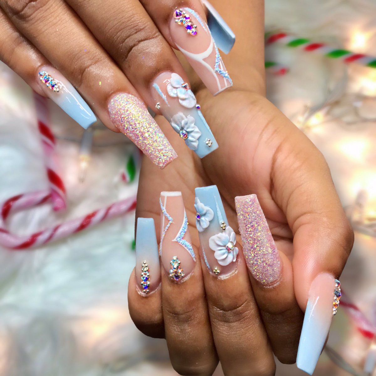 bGlamorousNails's tweet photo. @KarlousM I’m that girl that can make your nails glamorous https://t.co/D3zlajpCok