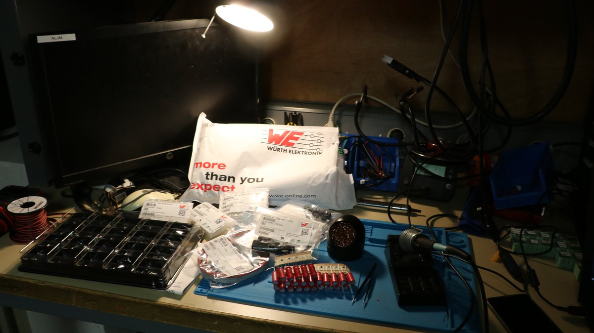 evolutek42's tweet image. Nous tenons à remercier notre nouveau sponsor, @WurthElectronic . Ce fabriquant de composants nous a fournit de quoi souder nos cartes électroniques !

Voici un petit résultat de notre session de soudure du week-end !

#CDR2021