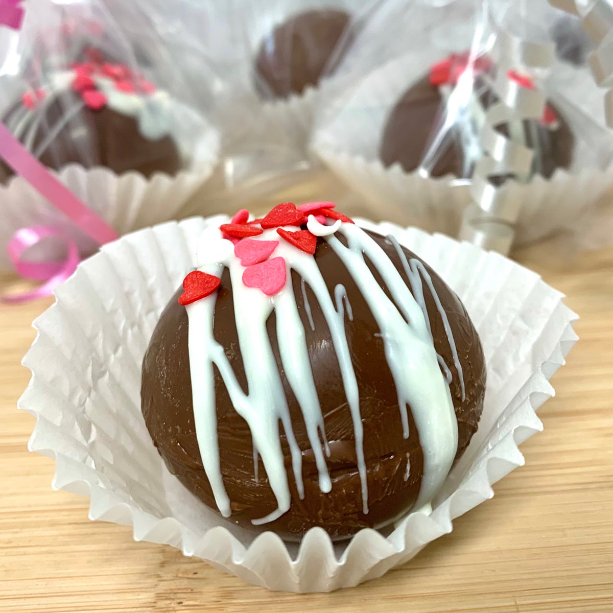 WeaversOrchard's tweet photo. Need to warm up on these cold days? Try one of these fun hot chocolate bombs now available in our market! Just combine with the hot beverage of your choice and watch it become rich and tasty hot chocolate! 

#hotchocolate #hotchocolatebomb #hotdrinks #farmmarket #orchard https://t.co/jPuHYG9QNs