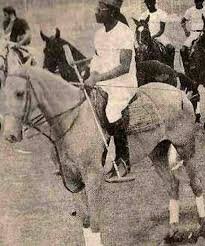  #Nigeria has long history of criminalising protest.  @policeNG shot & killed about 400 protesting victims of the Bakolori water project in Sokoto in Apr 1980. Then Sokoto State govt claimed "only 25" were killed. 1 Yr later, in 1981, same govt arrested & jailed  #SheikhZakzaky.