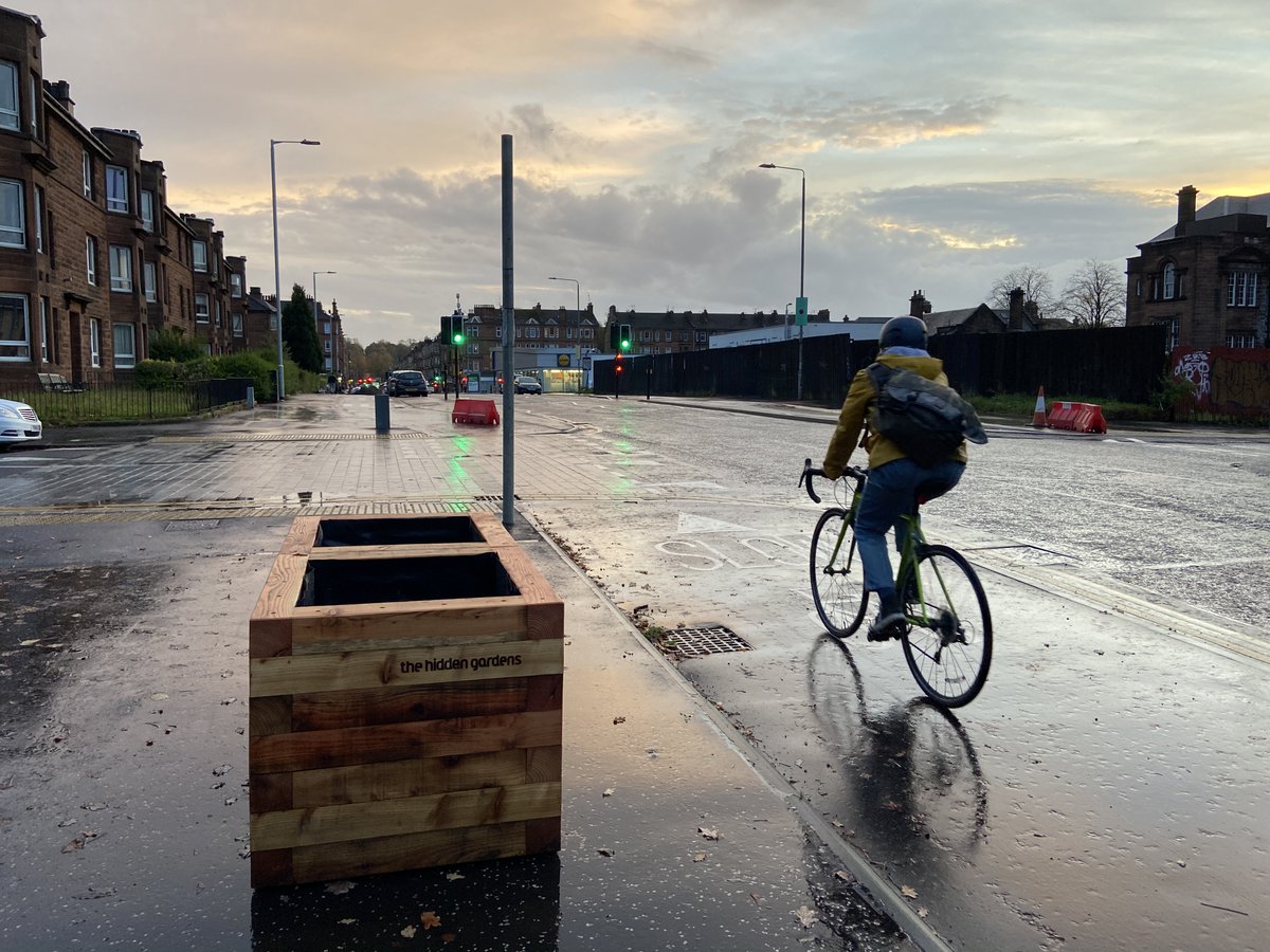 The  @GlasgowCC 'Connecting Community' public conversion had a survey question about the city reallocating road-space away from cars to more sustainable ways of travel.I am glad to see that 76%* people agreed!*from 2767 responses.Find out more here:  http://www.glasgow.gov.uk/connectingcommunities