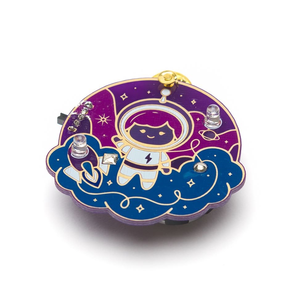 The INCREDIBLE Steph Piper <a href="/sjpiper145/">Steph Piper</a> was our guest on Meet a Maker this week! 

@GeekyFayeArt and I chatted to her about 👩‍🔬 #Biomedical #3Dprinting: incl, casts, prosthesis for chickens 🐔

and THE CUTEST DARN ⚡ELECTRONICS⚡KITS YOU'VE EVER SEEN! 

📽 youtu.be/3X8FJ435XoQ