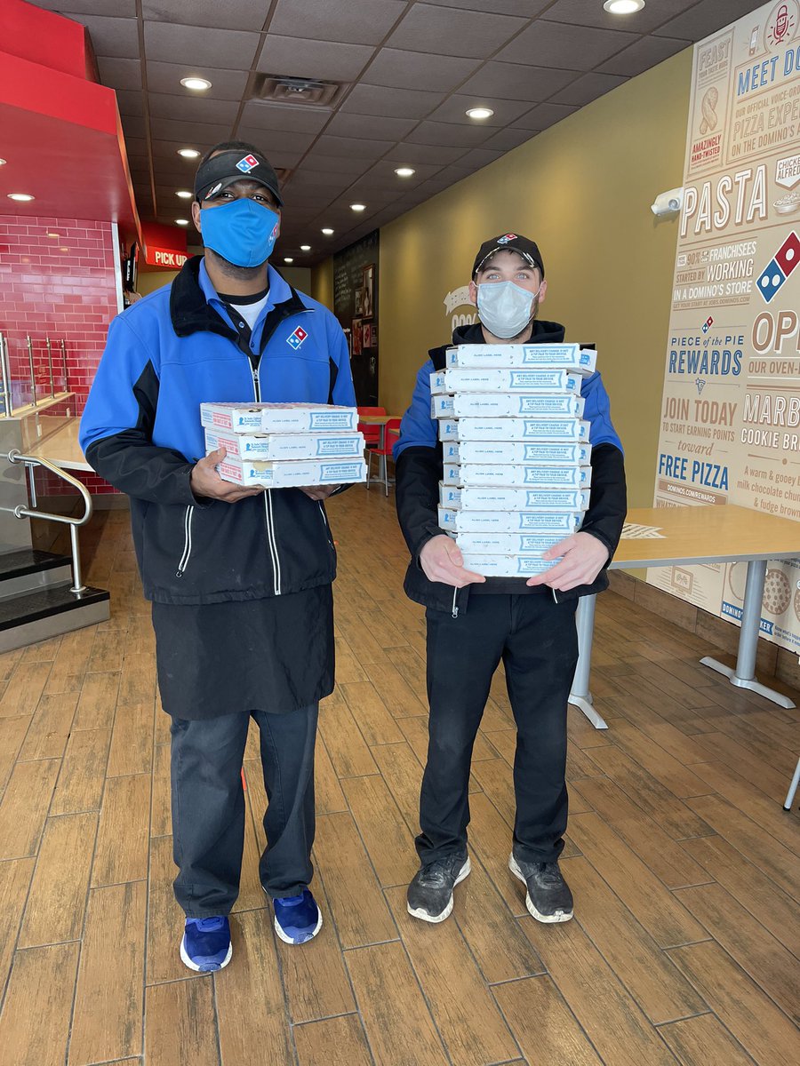 JPDArkansas's tweet photo. Jacksonville Domino’s Pizza employees paid for our dinner out of their own pocket, THANK YOU SO MUCH for the warm dinner! #jpdstrong https://t.co/AkaU22zsNo
