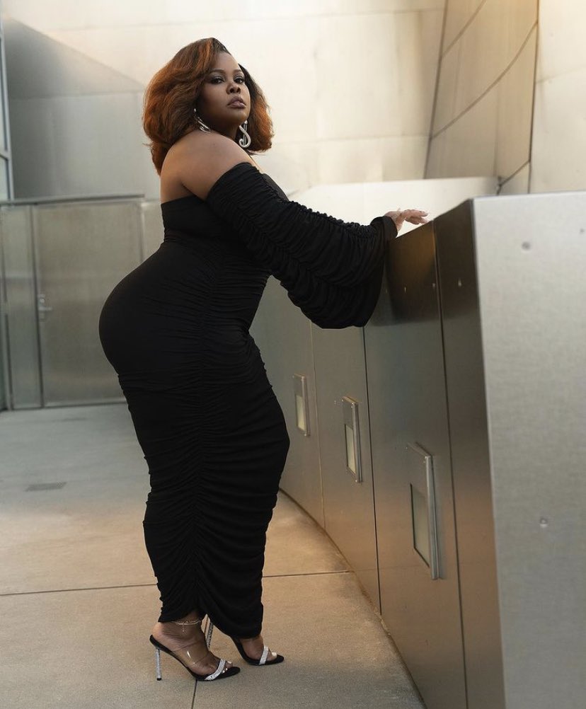 IT S AMBER RILEY S WORLD WE RE JUST LIVING IN IT HAPPY BIRTHDAY 