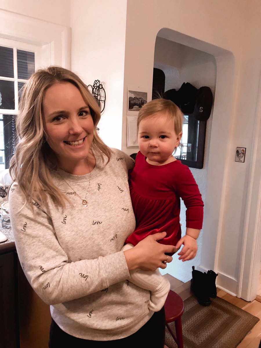 And that is a wrap. Mat leave officially complete. One whole year with my previous lady ❤️ Grateful for all the time we are able to have home with our babies ... so thankful ☺️