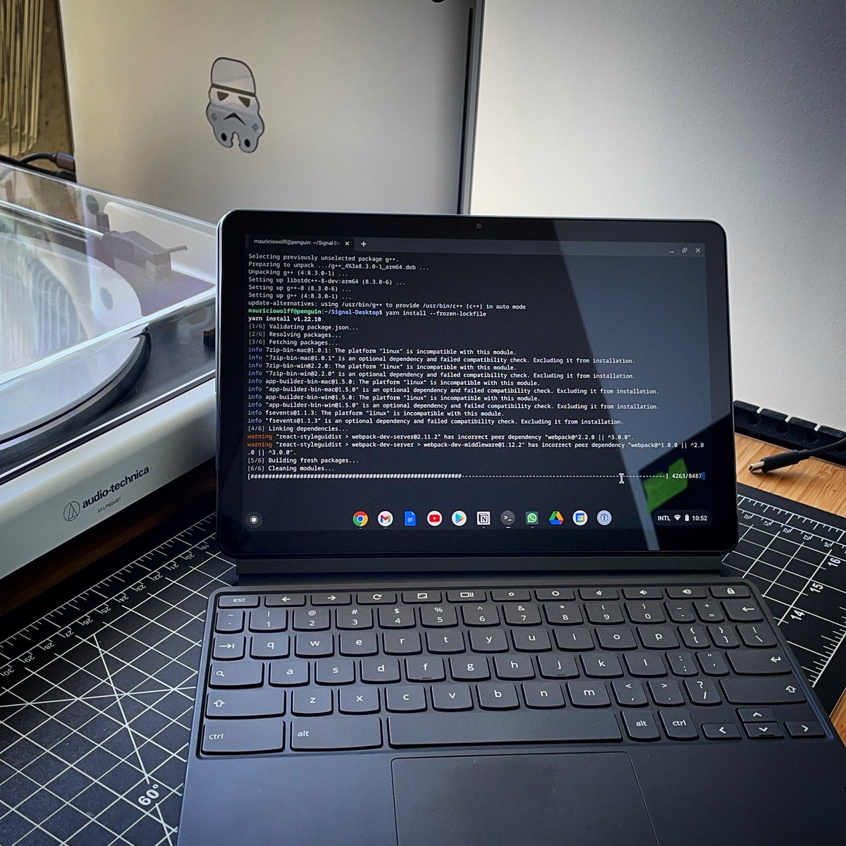 bitbonsai's tweet photo. Compiling @signal_app for @lenovo duet Chromebook. Does anyone have an #arm64 binary for it? https://t.co/n3Gs2cCaJV