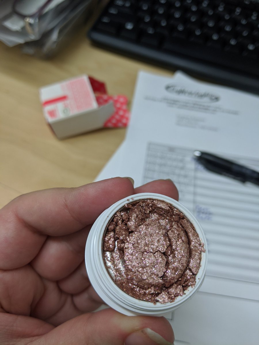 LJthePegleg's tweet photo. @ColourPopCo you guys sent me a half empty, all nasty looking product. I've been trying for awhile to reach out to customer support with no reply. Horrible customer service https://t.co/tzYNsNQVQD