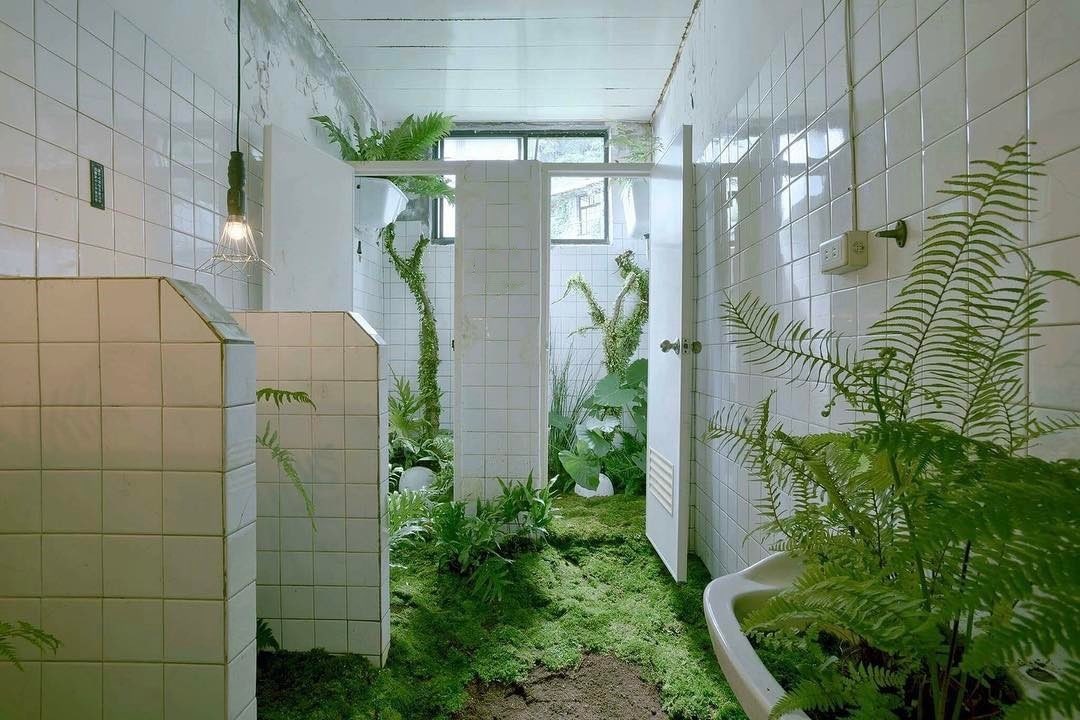 seupodead's tweet photo. mentally i’m in an overgrown abandoned public restroom https://t.co/8jaB4kaKpu
