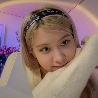 fambest? dm
mutualan? rt/like

#roleplayerindonesia #roleplayer #roleplayeraccount #roleplayerworld #roleplaykpop
#rpindonesia #Rpw