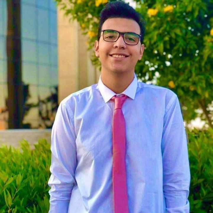 Mohamed08302683's tweet photo. Retweet please 
 الطالب ده مفرقش معاكو في حاجه 
  @WHOEgypt
@WHO
#مصر_تضحي_بالطلاب https://t.co/pXZQJGojA3