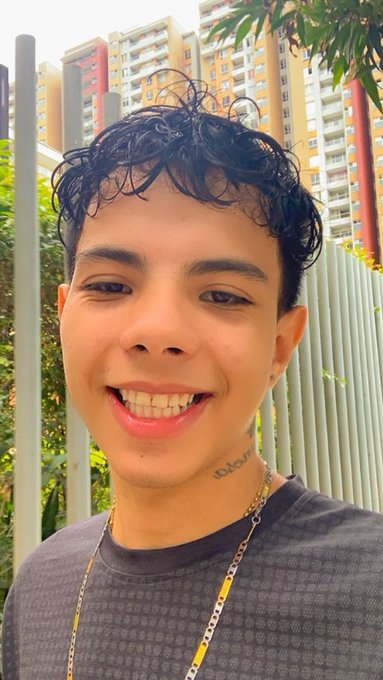 Come help Alex get naked - Live now
 ?????? https://t.co/E2tYozc2dX <@chaturbate @FansChaturbate @Chaturbate_Pro