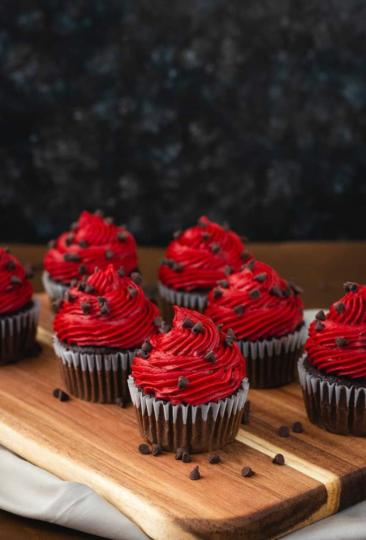 Kingdom as cupcakes - a thread  @KINGDOM_GFent  #kingdomdebut