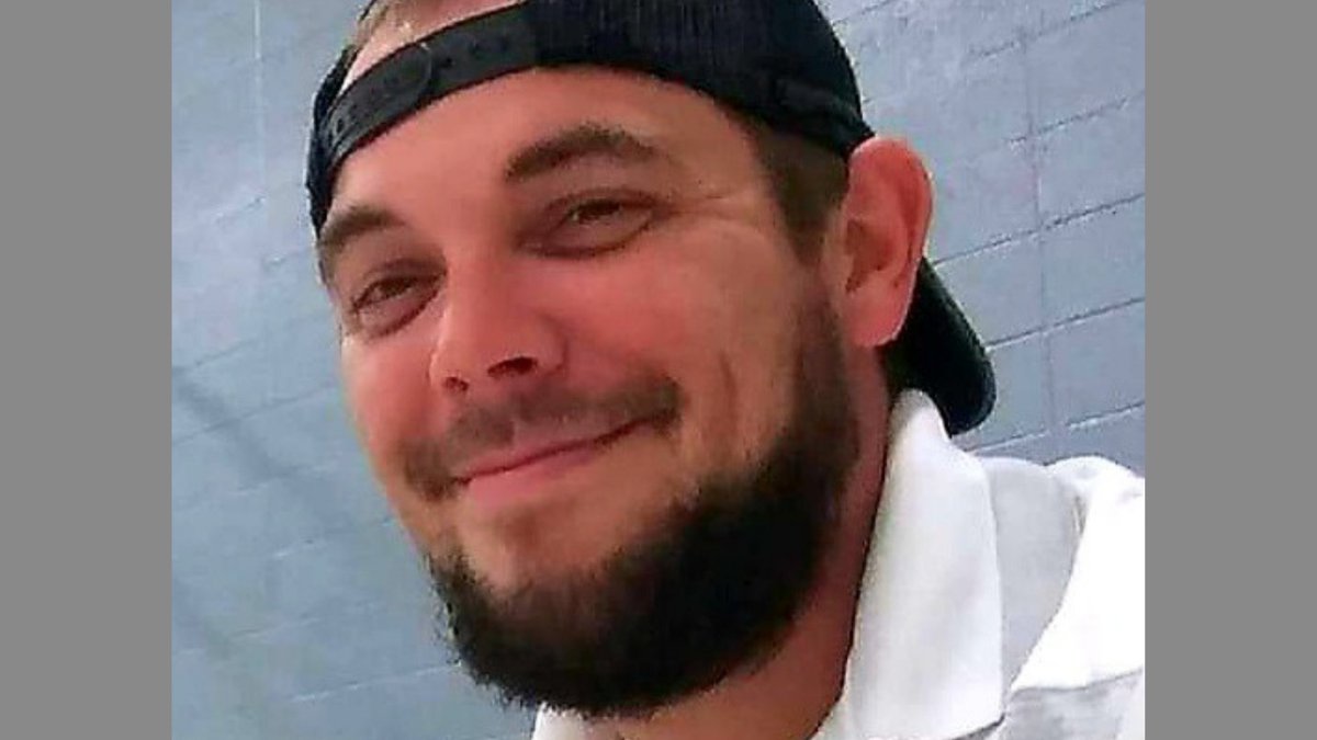 DatelineNBC's tweet photo. Massive search planned for Missouri man missing since Mother’s Day #BringPatrickHome #Dateline https://t.co/qLlOeydf9J https://t.co/qvoNBX9XSn