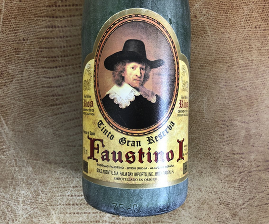 Decent article on how to read a Spanish winelabel. #wine #winetasting #winelover bit.ly/3rY3i8w