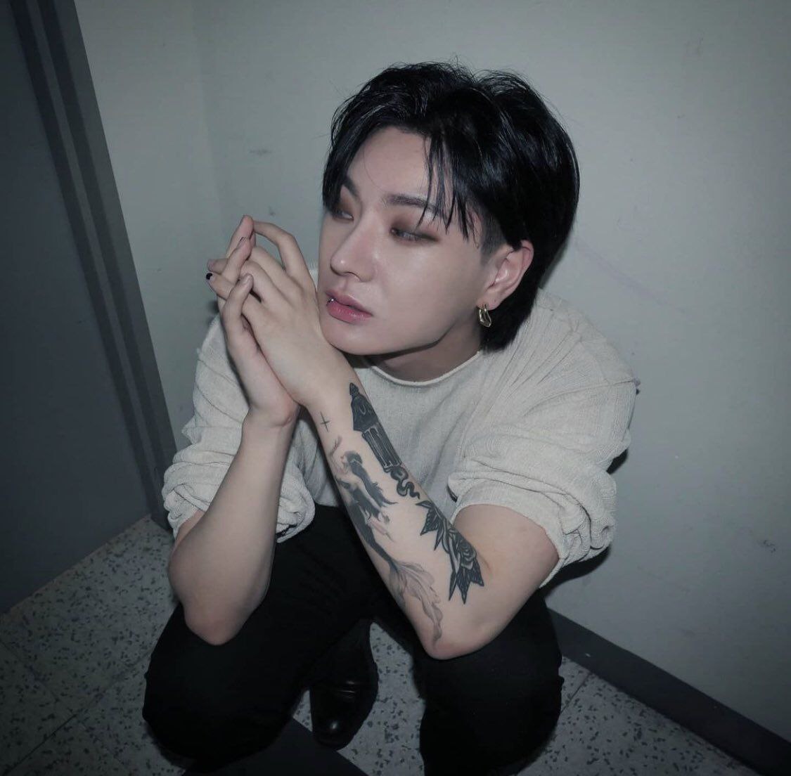 Lwgyne0s's tweet image. ⠀⠀ ⠀
ㅤㅤㅤㅤㅤ𝗂’𝗆 𝐬𝗈𝗿𝗿𝗒 ─── ─ ─ 金
ㅤㅤㅤㅤㅤ𝖽𝗂𝖽 𝗂 𝗆𝖺𝐤𝖾 ꭚ𝗈𝗎 𝐀𝘯𝘹𝘪𝘰𝘶𝘴ˀ
⠀⠀ ⠀