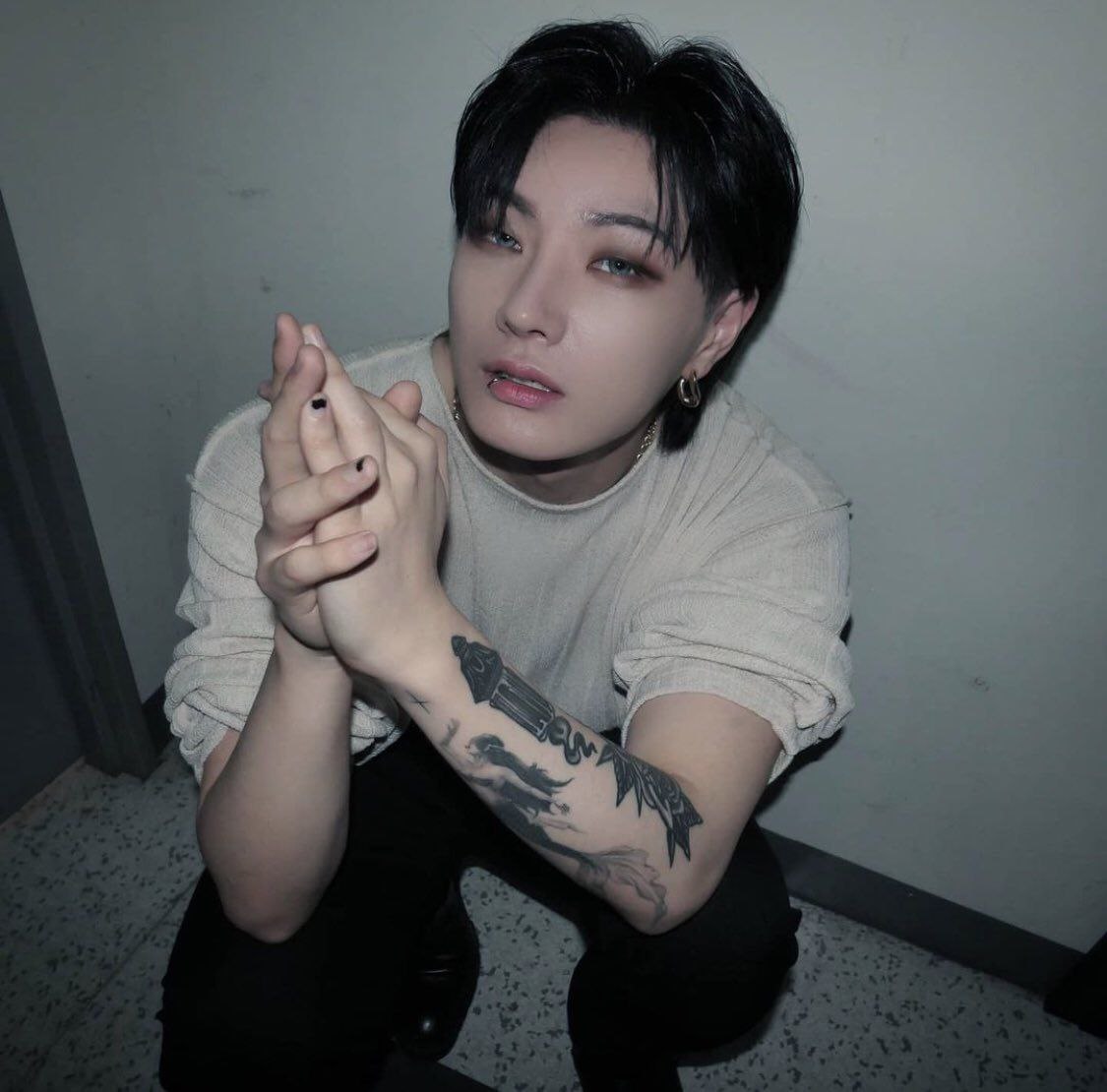 Lwgyne0s's tweet image. ⠀⠀ ⠀
ㅤㅤㅤㅤㅤ𝗂’𝗆 𝐬𝗈𝗿𝗿𝗒 ─── ─ ─ 金
ㅤㅤㅤㅤㅤ𝖽𝗂𝖽 𝗂 𝗆𝖺𝐤𝖾 ꭚ𝗈𝗎 𝐀𝘯𝘹𝘪𝘰𝘶𝘴ˀ
⠀⠀ ⠀