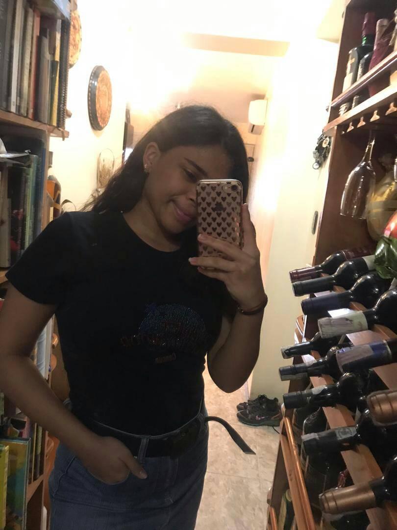 SOTTBL_'s tweet photo. Tarde pero aja, soy génesis, tengo 18 sigo a los twins desde el 2017, los admiro mucho por lo fuertes que son y el gran corazón que tienen, me enseñaron que los sueños si se cumplen solo debemos luchar por ello. Los amoo💕
#TheTwinsAndMe
@imartinezp_ @emartineeez https://t.co/Msc49b9X5C