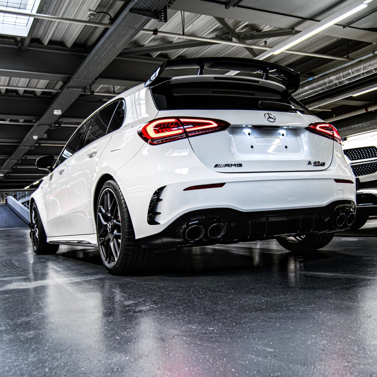 mbaclass's tweet photo. [Kraftstoffverbrauch kombiniert: 8,4–8,3 l/100 km | CO₂-Emissionen kombiniert: 192–189 g/km | https://t.co/da1CSDxfS8…]

The Mercedes-AMG A 45 S 4MATIC+ in Polar White has an undeniably ice cold look!

📷: @mbkundencenter https://t.co/JEvXwVqiSw